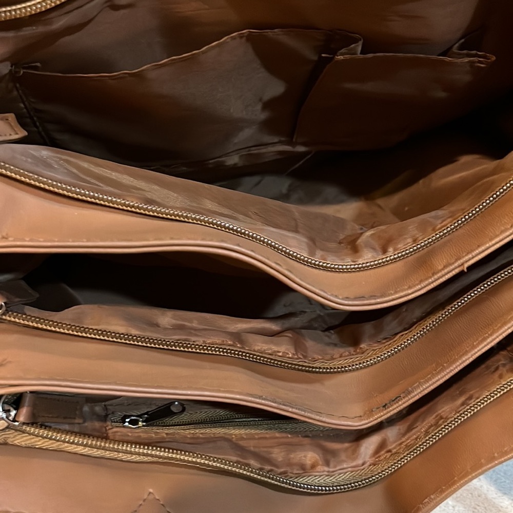 Soft Brown Leather Patchwork Purse - image 3